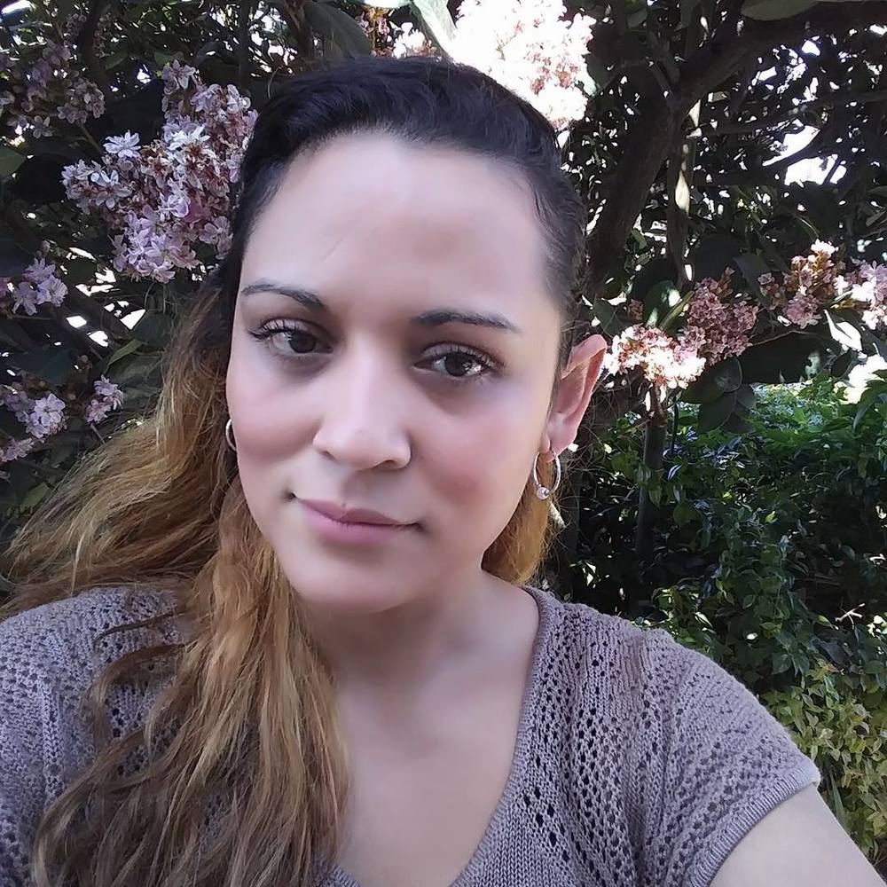 Meet your Posher, Isabel